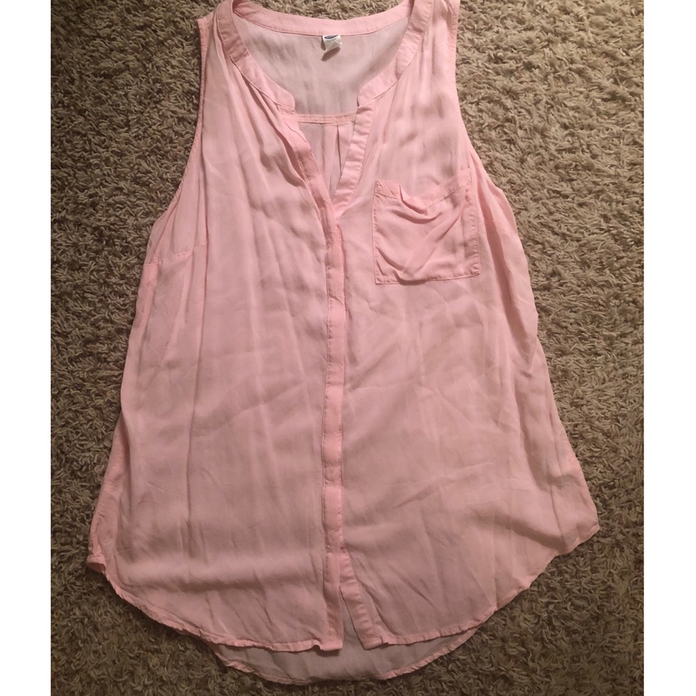 Button down tank